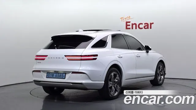 Genesis GV70 Electrified — Фото автомобиля 2
