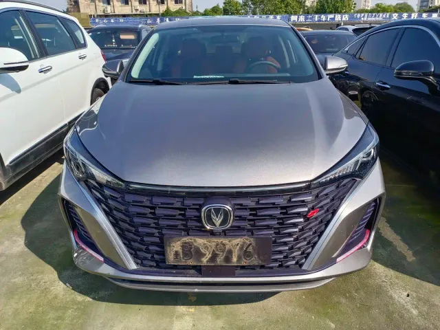Changan Eado — Фото автомобиля 2