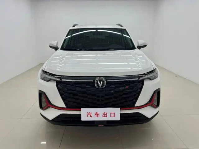 Changan Changan CS35 PLUS 2023 Enjoyment Edition 1.4T DCT Luxury — Фото автомобиля 2