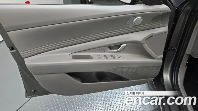 Hyundai AVANTE Новый Avante (CN7) — Фото автомобиля 24