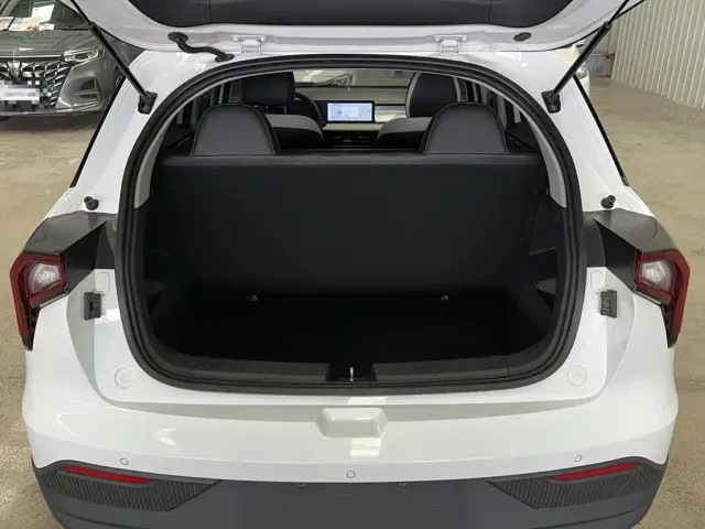 Geely Geometry E Firefly — Фото автомобиля 16