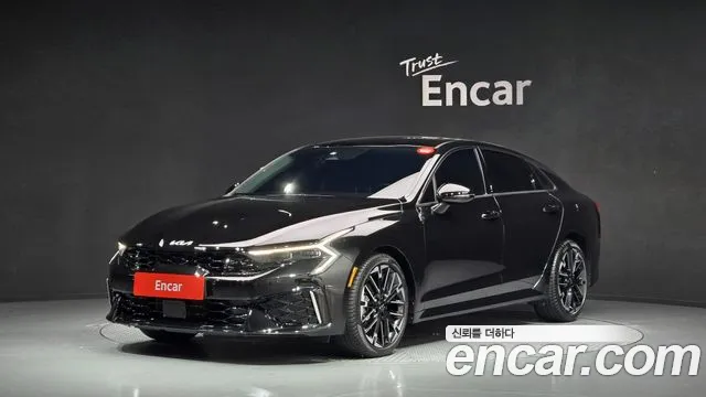 Фотография автомобиля — Kia K5 Generation 3