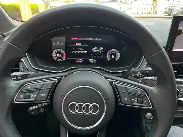 Audi A4L — Фото автомобиля 14