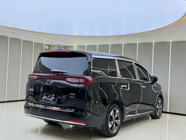 GAC Trumpchi M6 — Фото автомобиля 16