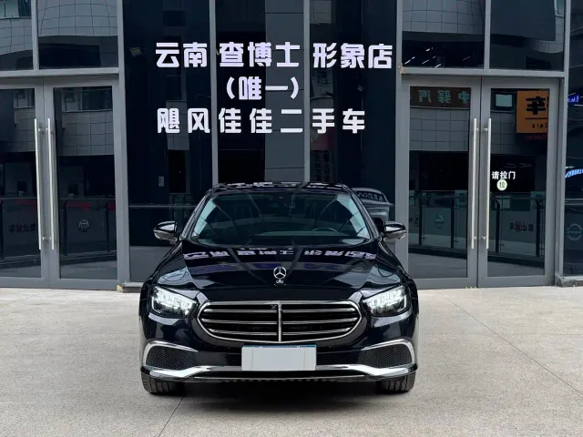 Mercedes-Benz E-Class — Фото автомобиля 2