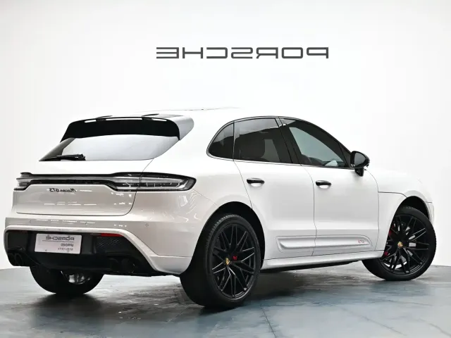 Porsche Macan — Фото автомобиля 19