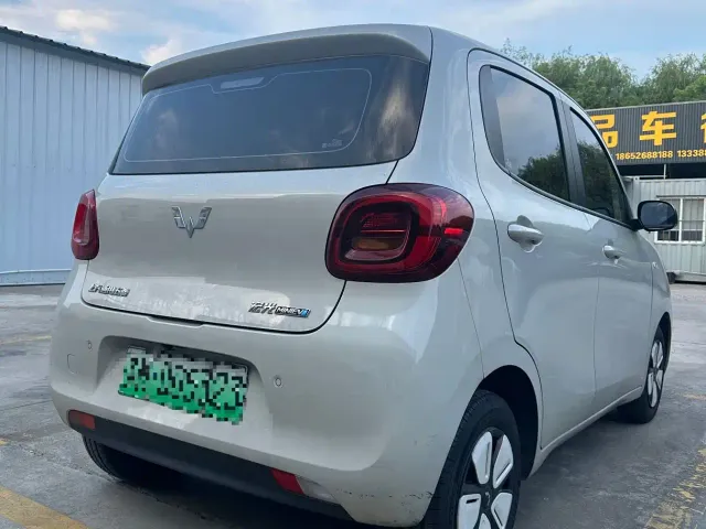 Wuling Hongguang Mini EV — Фото автомобиля 6