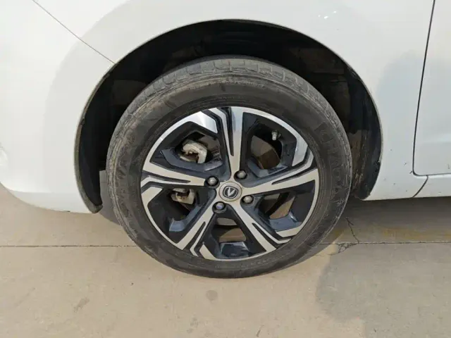 Changan Benben E-Star — Фото автомобиля 22