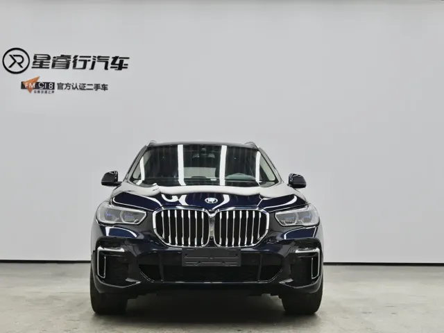 BMW X5 — Фото автомобиля 2