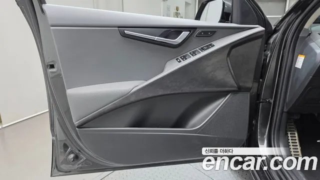 Kia Niro The All New Niro Signature — Фото автомобиля 24