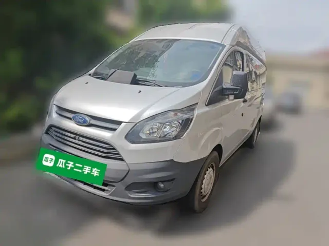 Фотография автомобиля — Ford Transit