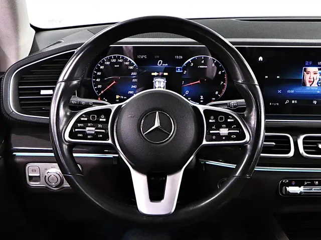Mercedes-Benz GLE-Class — Фото автомобиля 10