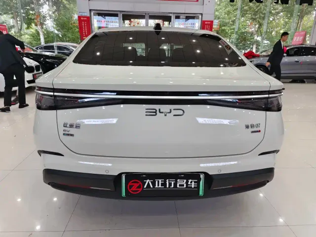 BYD Seal 07 EV — Фото автомобиля 5