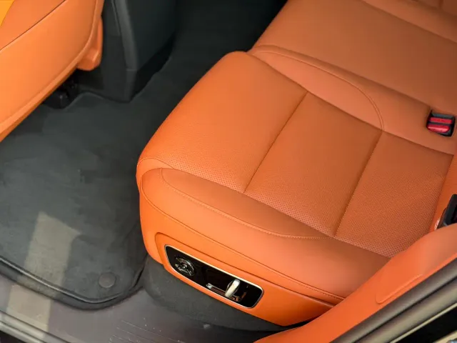Li Auto L7 — Фото автомобиля 13