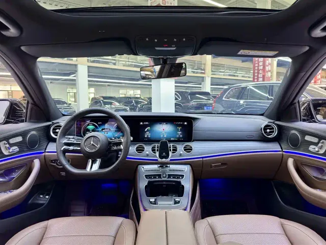 Mercedes-Benz E-Class — Фото автомобиля 10