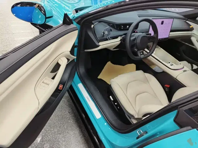Xiaomi SU7 — Фото автомобиля 15