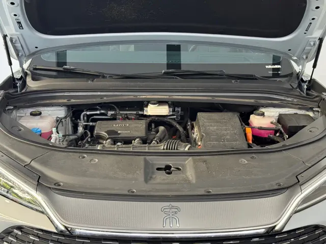 BYD Song L DM-i — Фото автомобиля 4
