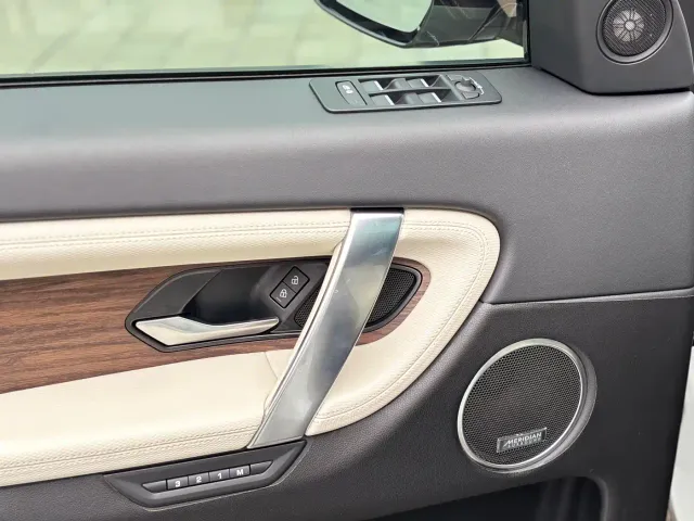 Land Rover Discovery Sport — Фото автомобиля 14