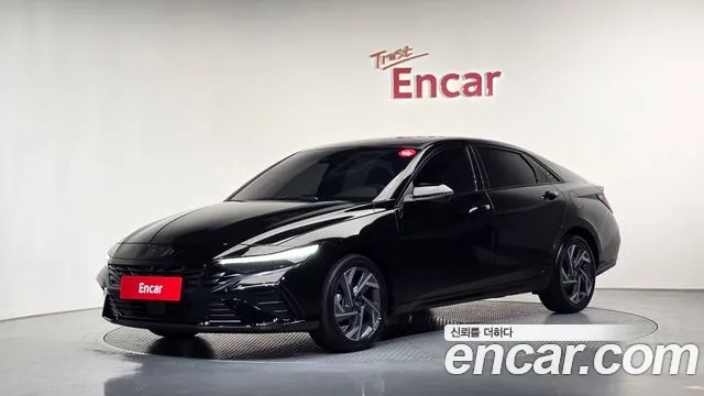 Фотография автомобиля — Hyundai Avante CN7