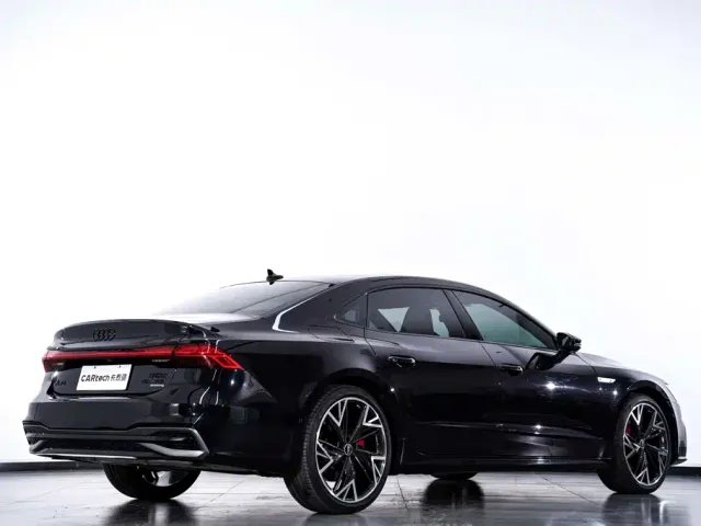 Audi A7L — Фото автомобиля 6