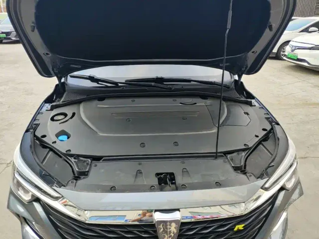 Roewe i6 MAX EV — Фото автомобиля 19