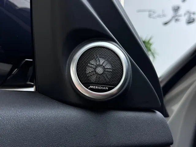 Land Rover Range Rover Evoque — Фото автомобиля 12