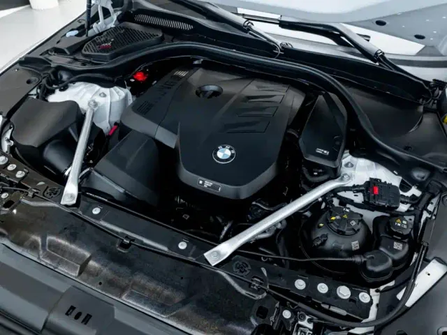 BMW BMW 5 Series 2025 530Li Premium M Sport Package — Фото автомобиля 11
