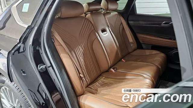 Genesis G80 Бензин 2.5 турбо AWD — Фото автомобиля 13