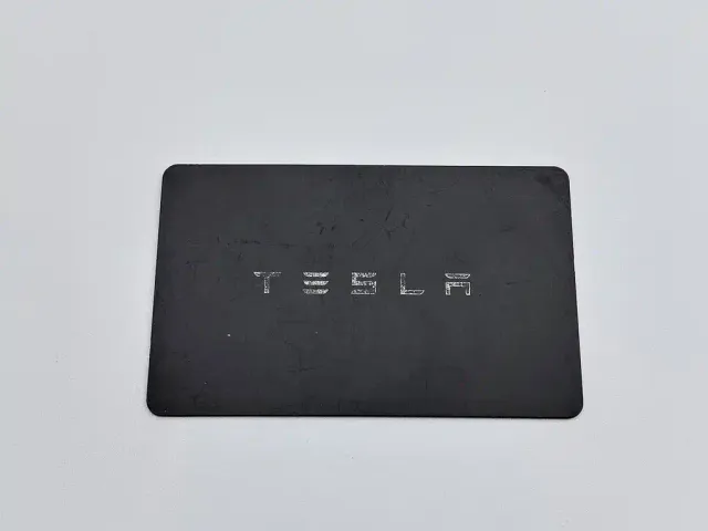 Tesla Model Y — Фото автомобиля 19