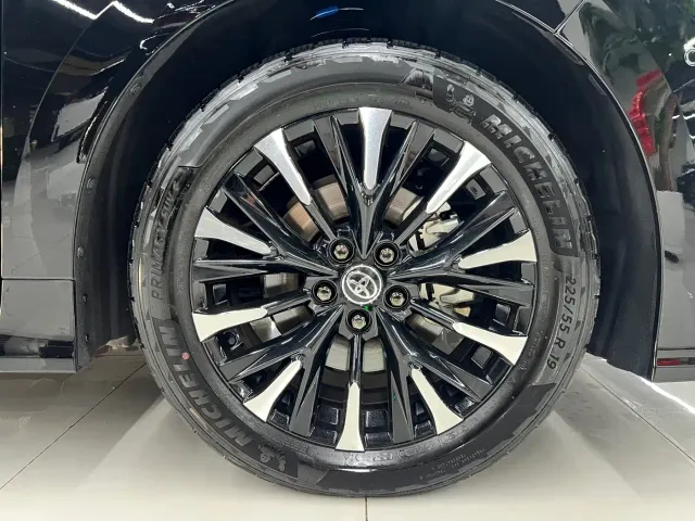 Toyota Alphard — Фото автомобиля 29