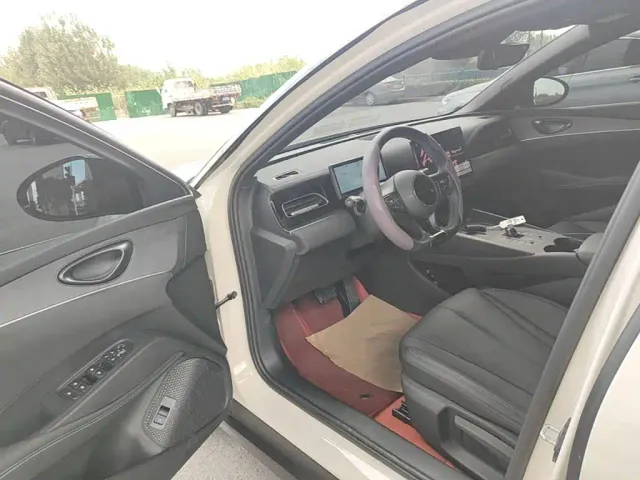 BYD Seal 06 — Фото автомобиля 15