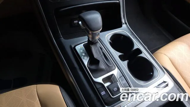 Kia Canival Carnival 4 поколение Бензин 9 мест Prestige — Фото автомобиля 5