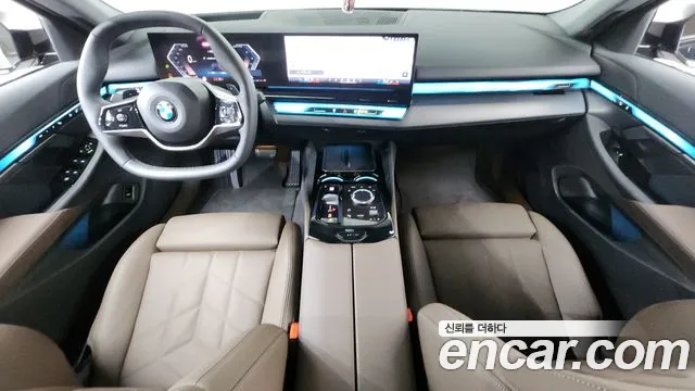 BMW 5-Series — Фото автомобиля 3