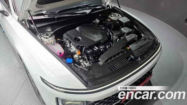 Hyundai Grandeur Grandeur (GN7) 2.5 Бензин 2WD — Фото автомобиля 6