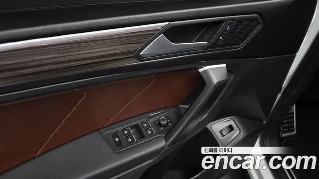 Volkswagen Tiguan — Фото автомобиля 18