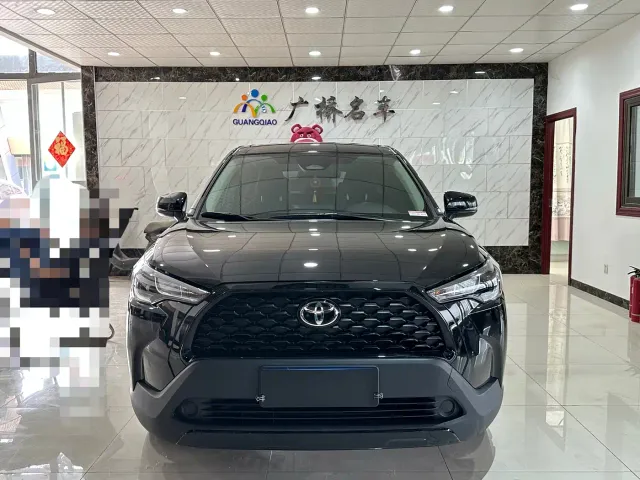 Toyota Corolla Cross — Фото автомобиля 2
