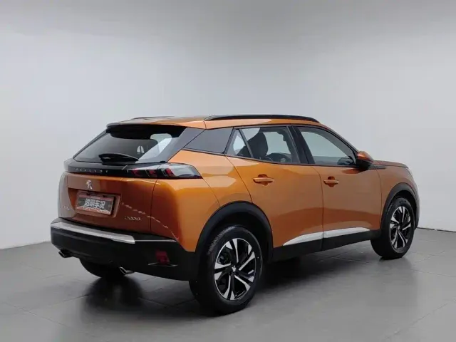 Peugeot 2008 — Фото автомобиля 2