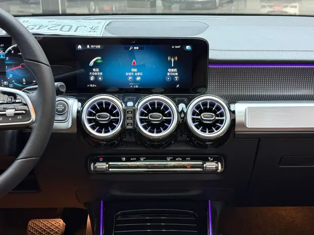 Mercedes-Benz GLB-Class — Фото автомобиля 11