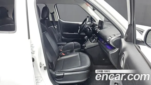 Hyundai Casper Casper Inspiration — Фото автомобиля 24