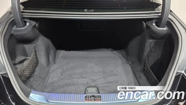 Mercedes-Benz S-Class W223 — Фото автомобиля 27