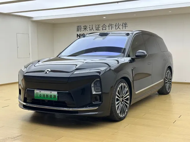 Nio ES8 — Фото автомобиля 2