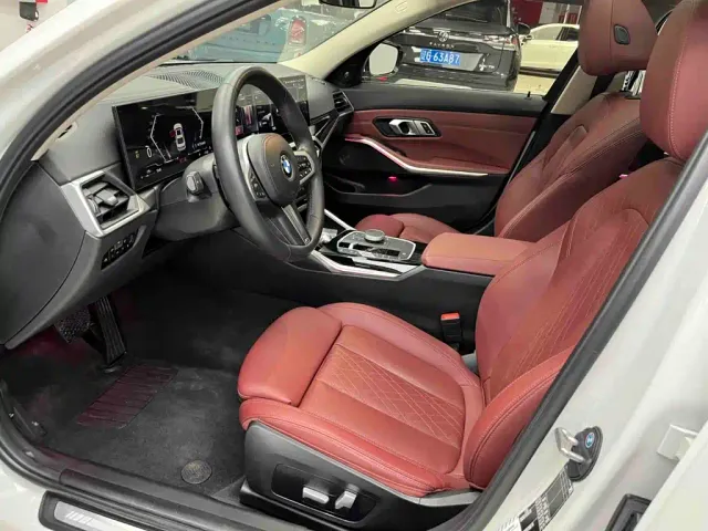 BMW 3 Series — Фото автомобиля 17