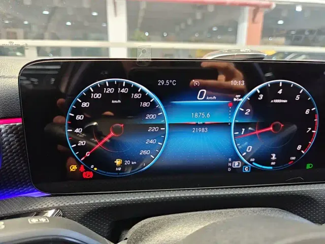 Mercedes-Benz A-Class — Фото автомобиля 11
