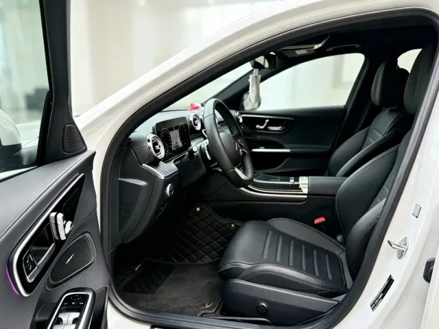 Mercedes-Benz C-Class — Фото автомобиля 8