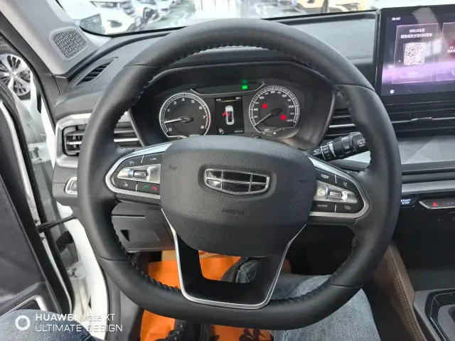 Geely Vision X6 — Фото автомобиля 16