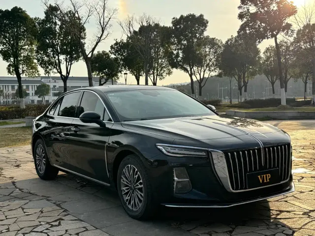 Hongqi H5 — Фото автомобиля 3