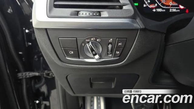 BMW X4 xDrive20i M Sport — Фото автомобиля 20
