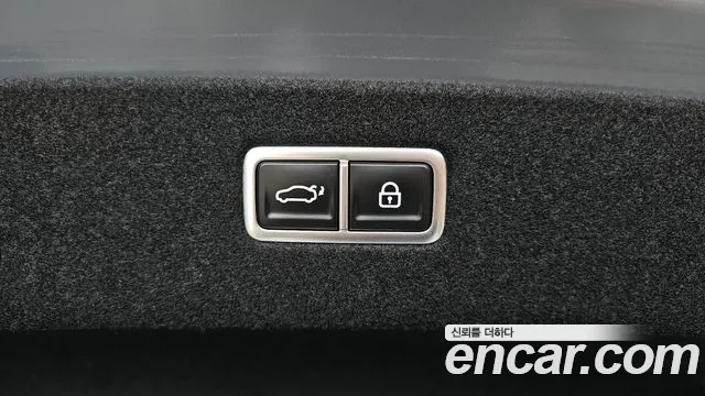 Genesis G90 Бензин 3.5 Turbo e-S/C AWD LWB — Фото автомобиля 19