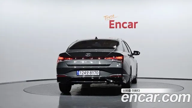 Hyundai Avante CN7 — Фото автомобиля 4