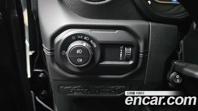 Jeep Wrangler Wrangler (JL) 2.0 Rubicon 2 двери — Фото автомобиля 20